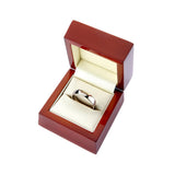 Costco Classic Court wedding ring 18ct white gold 5.0mm (British brand)