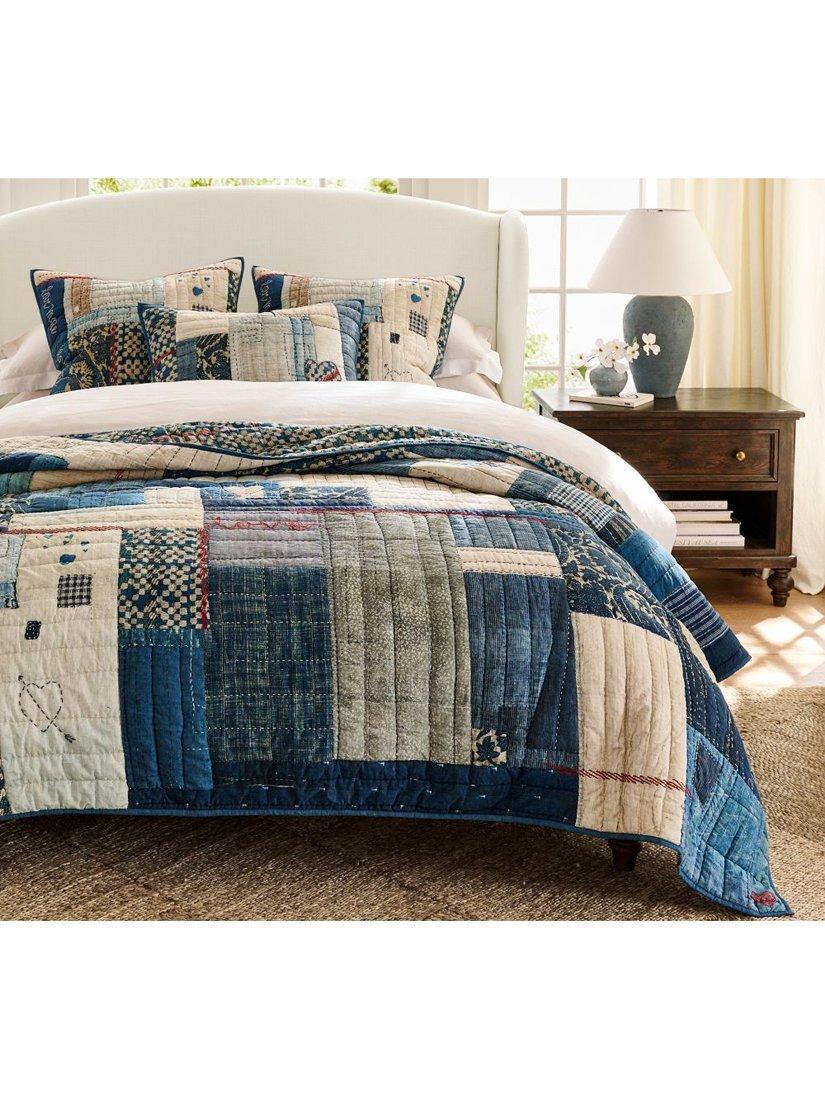 Pottery Barn Love reversible quilted bedspread kingsize, UK version