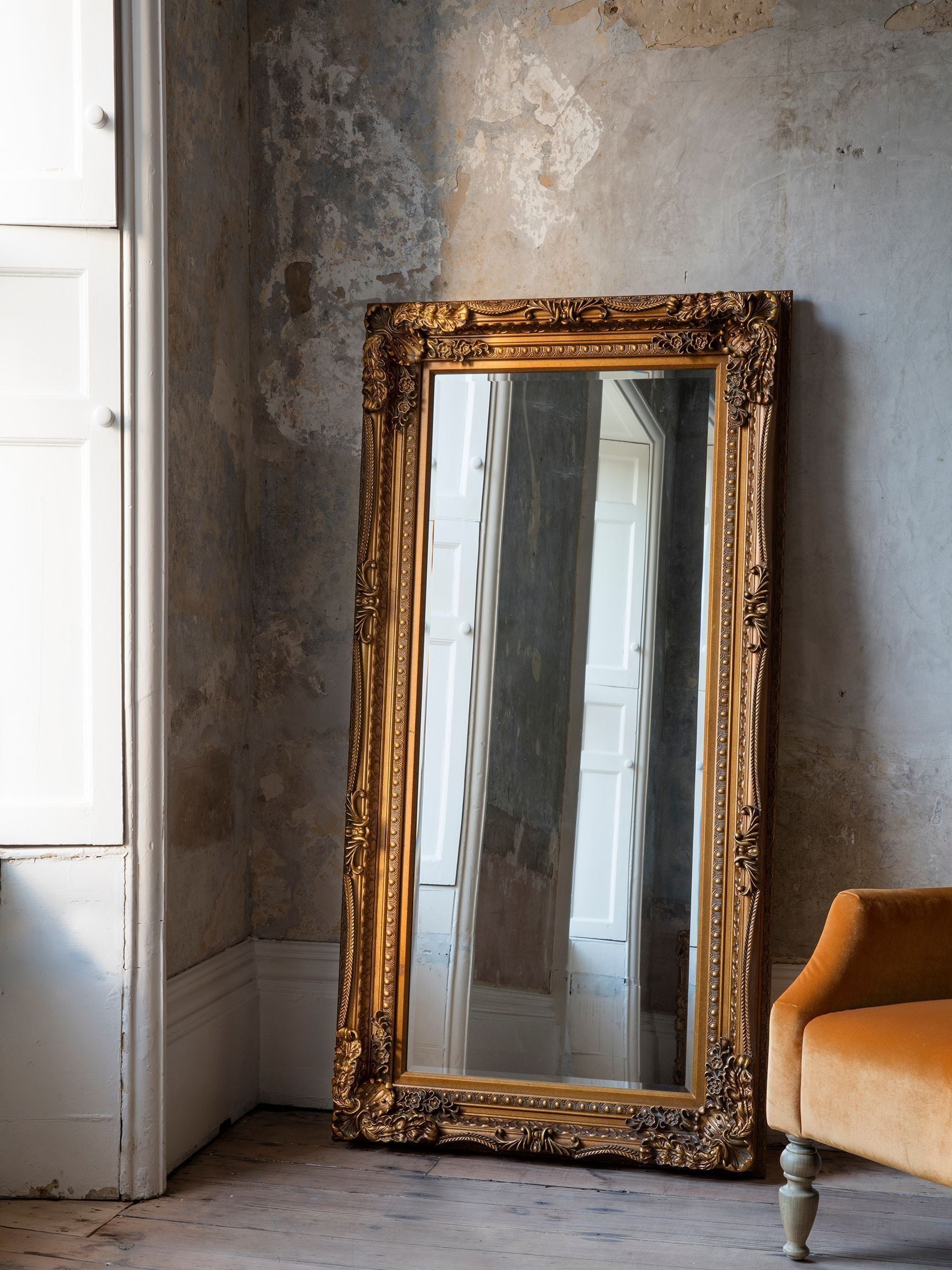 Gallery Home Gold Oxford Leaner Mirror 175.5cm x 89.5cm, UK version