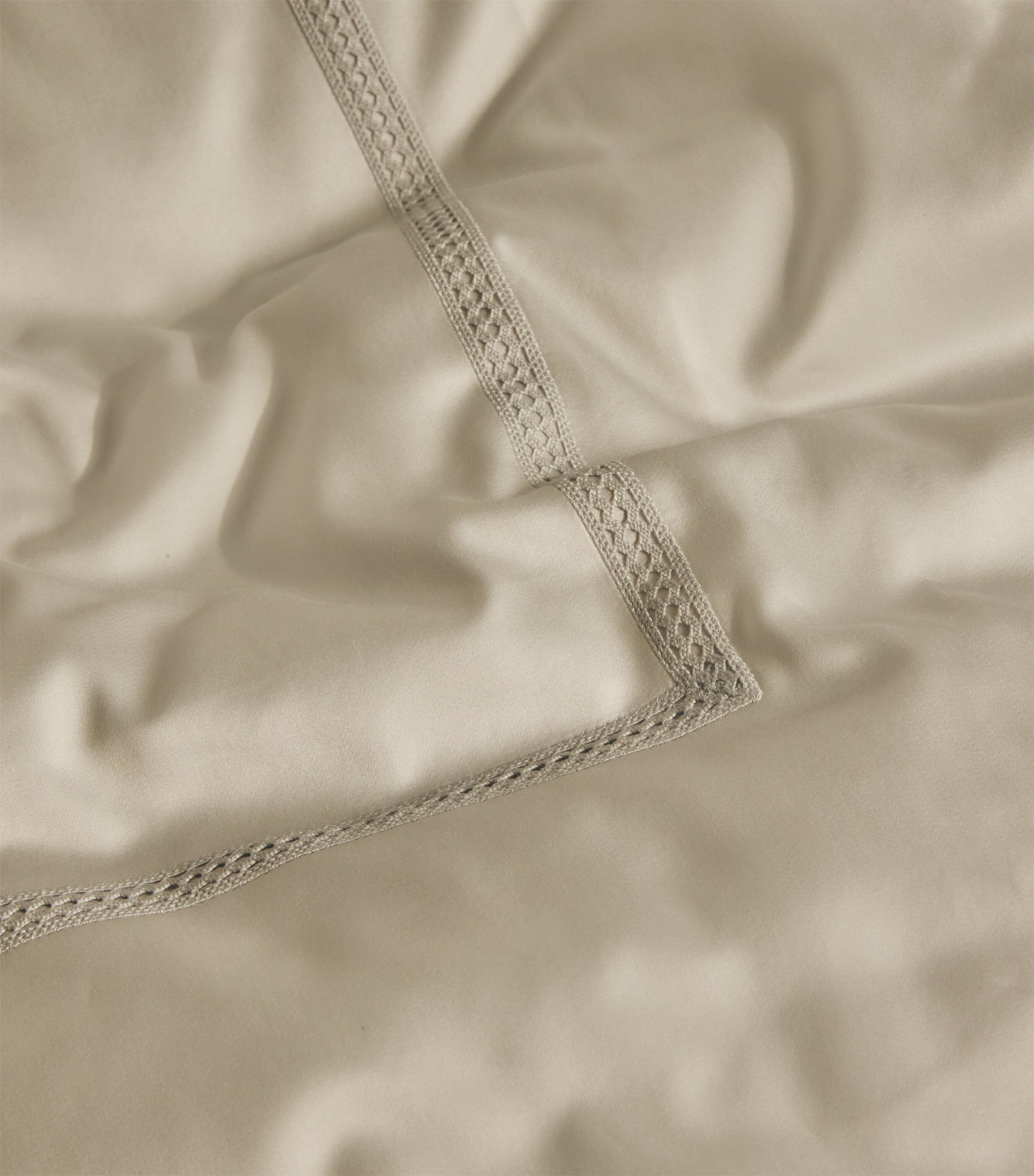 Harrods of London Supima Cotton Wilton King Duvet Cover Set 230cm x 220cm, UK version