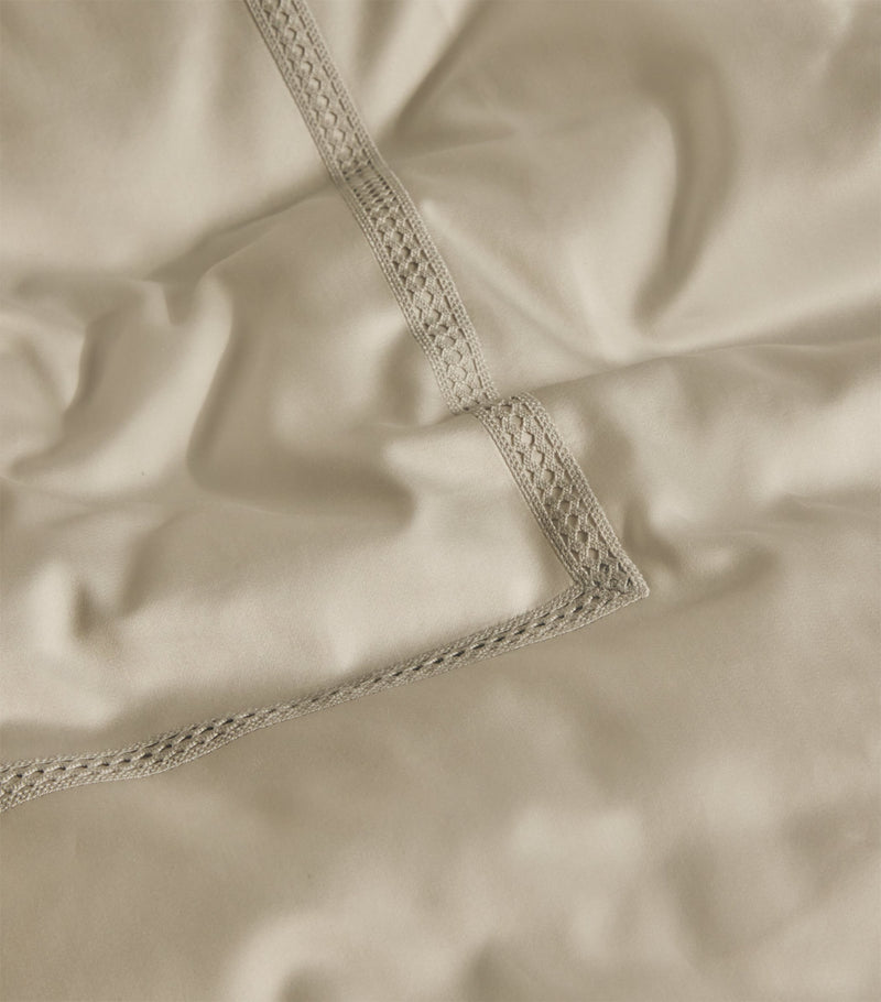 Harrods of London Supima Cotton Wilton King Duvet Cover Set 230cm x 220cm, UK version