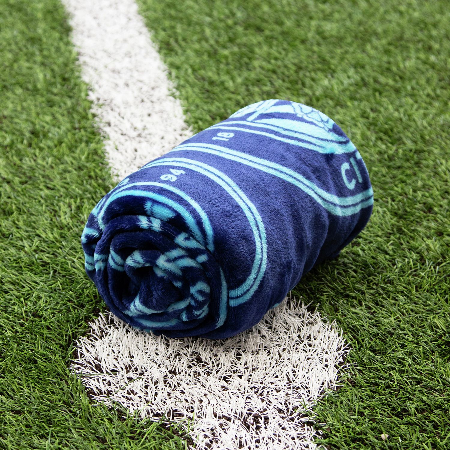 Manchester City fleece throw blue 150x100cm, imported from the UK