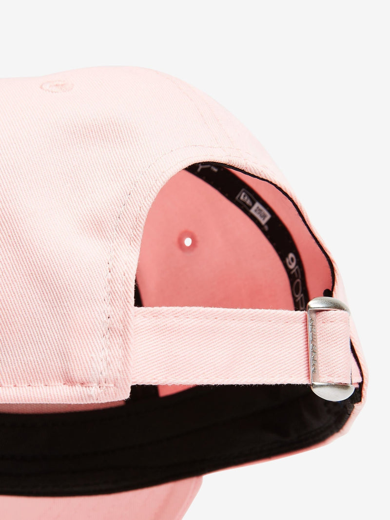 New Era Yankees 9FORTY cap peach pink, imported from the UK