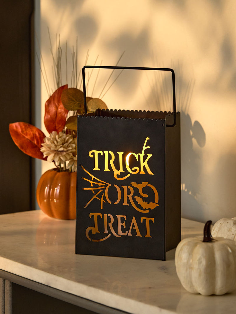 Halloween unfragranced LED candle, UK version
