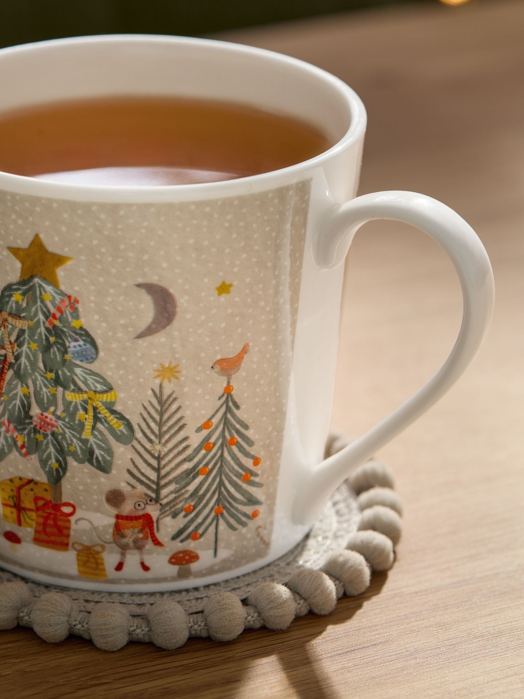 Natural Christmas Town Mouse Scene Mug
