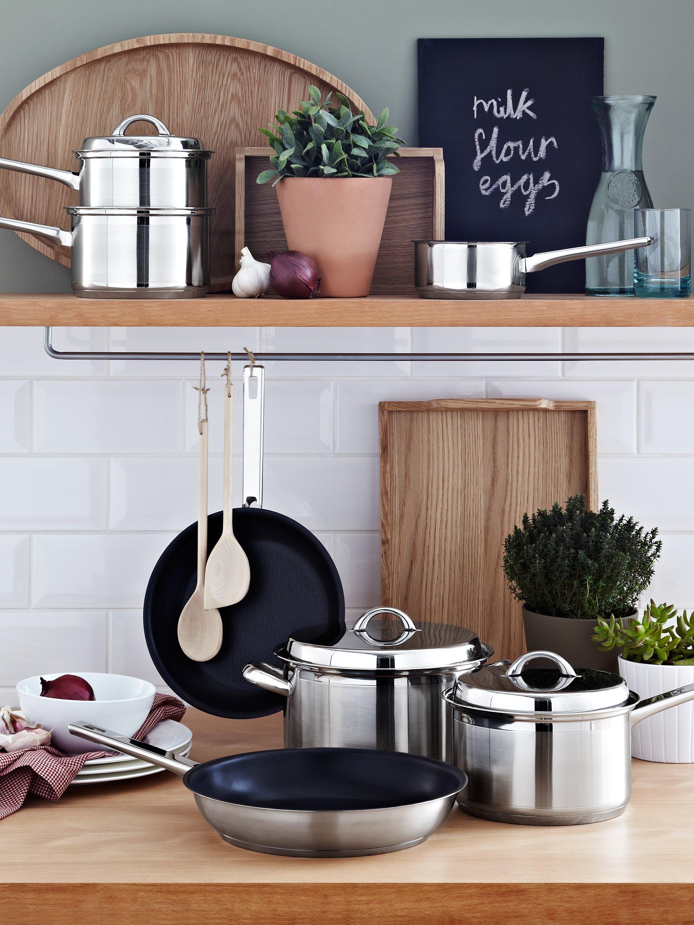 John Lewis non-stick chef's pan with lid 26cm, UK version