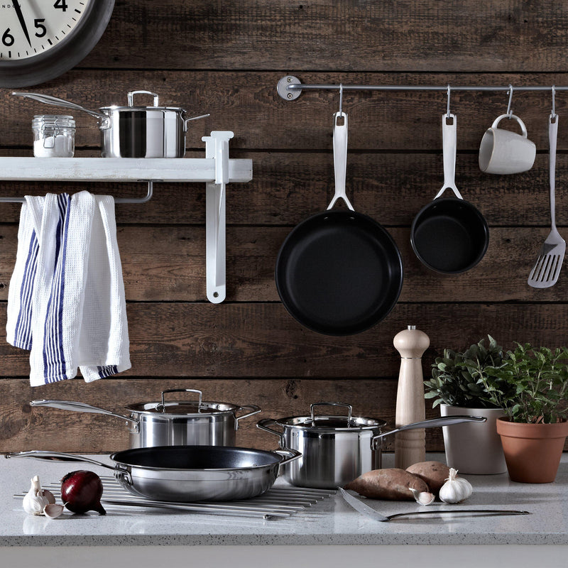 Le Creuset 3-Ply Stainless Steel Non-Stick Frying Pan 24cm, UK version