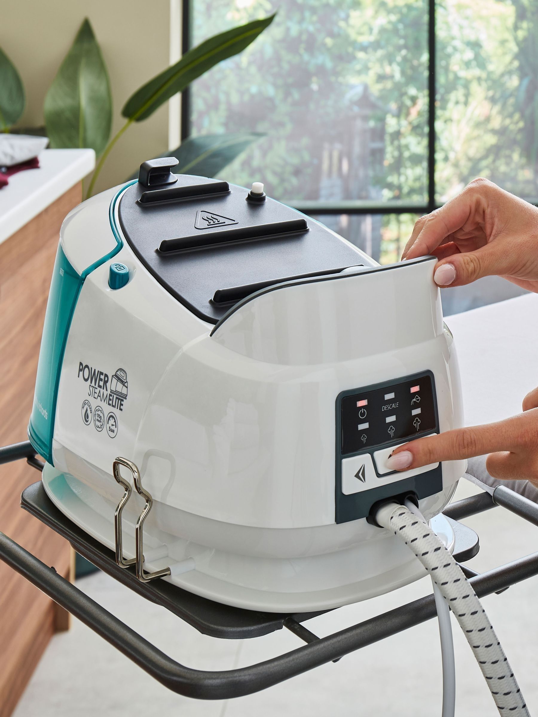 Morphy Richards steam generator iron Blue Auto Clean - British product
