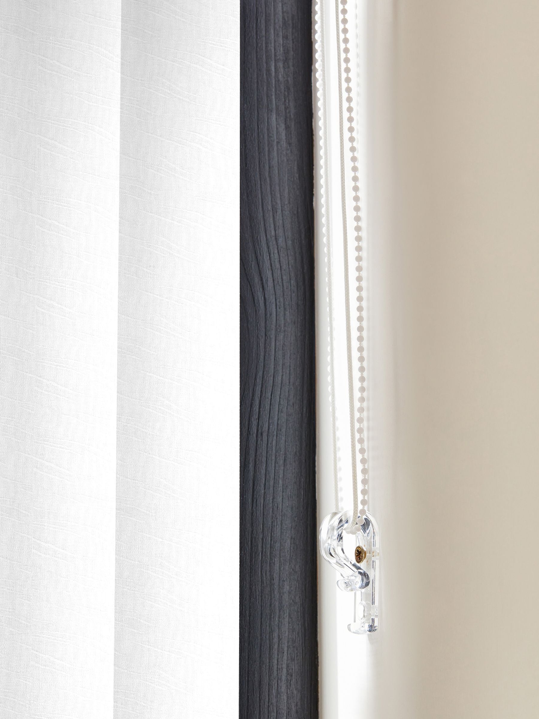 Vodnar white vertical blinds made to measure, UK version