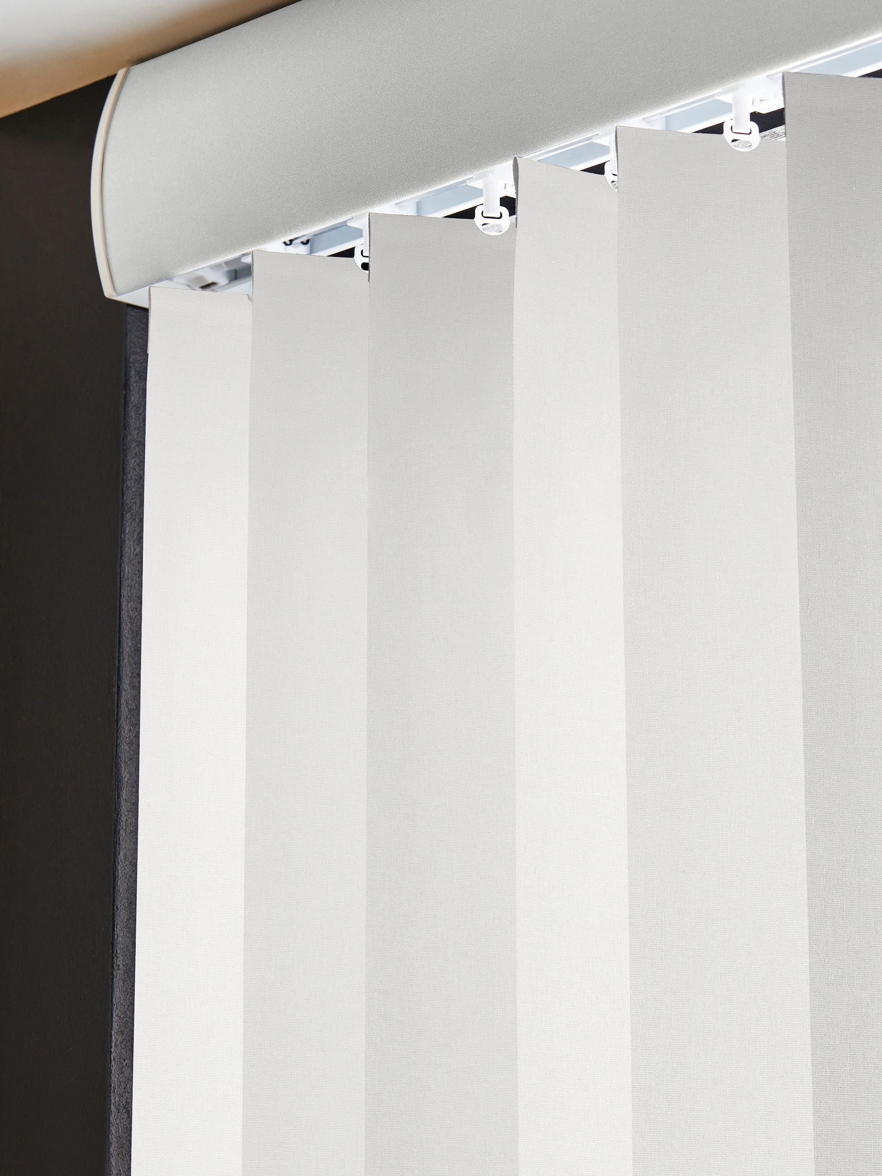 Fiskar made to measure white vertical blinds (British brand)