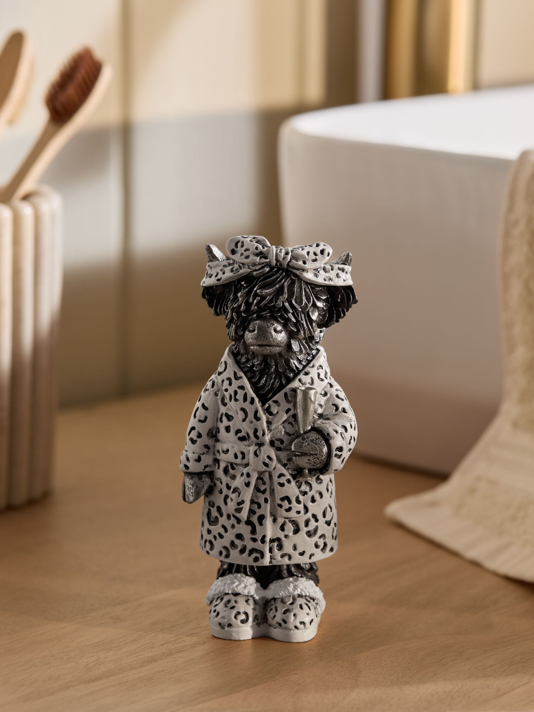 Hamish bronze effect bathroom ornament with leopard print - British product