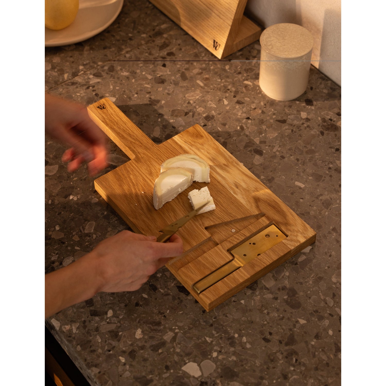 Woodsea cheese board with knives 55cm x 20cm, imported from the UK