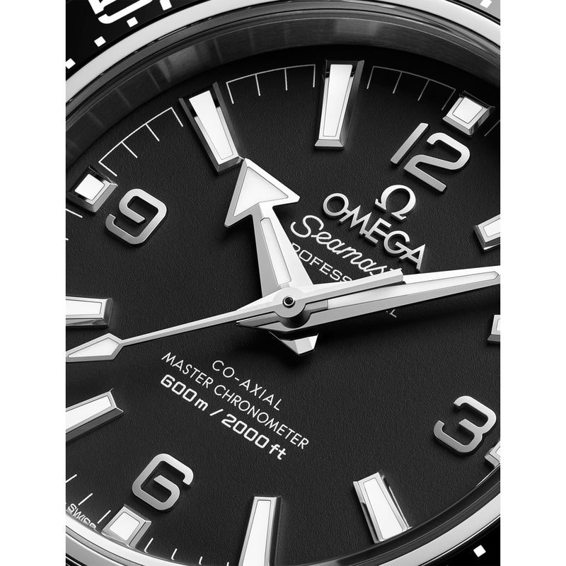 Omega Seamaster Planet Ocean 600M stainless steel watch 42mm, UK version