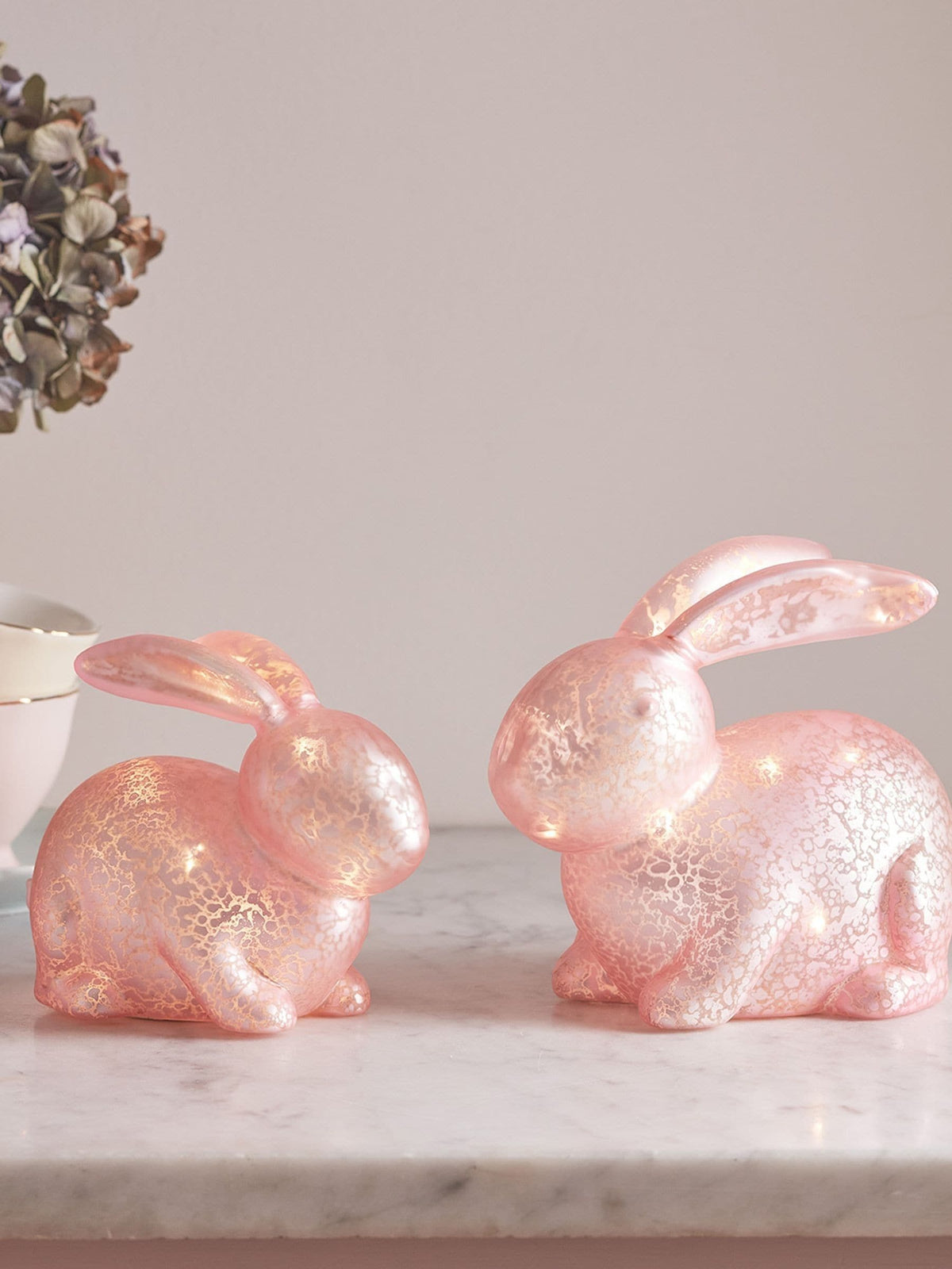 Lights4fun pink mottled glass bunny decoration - British product