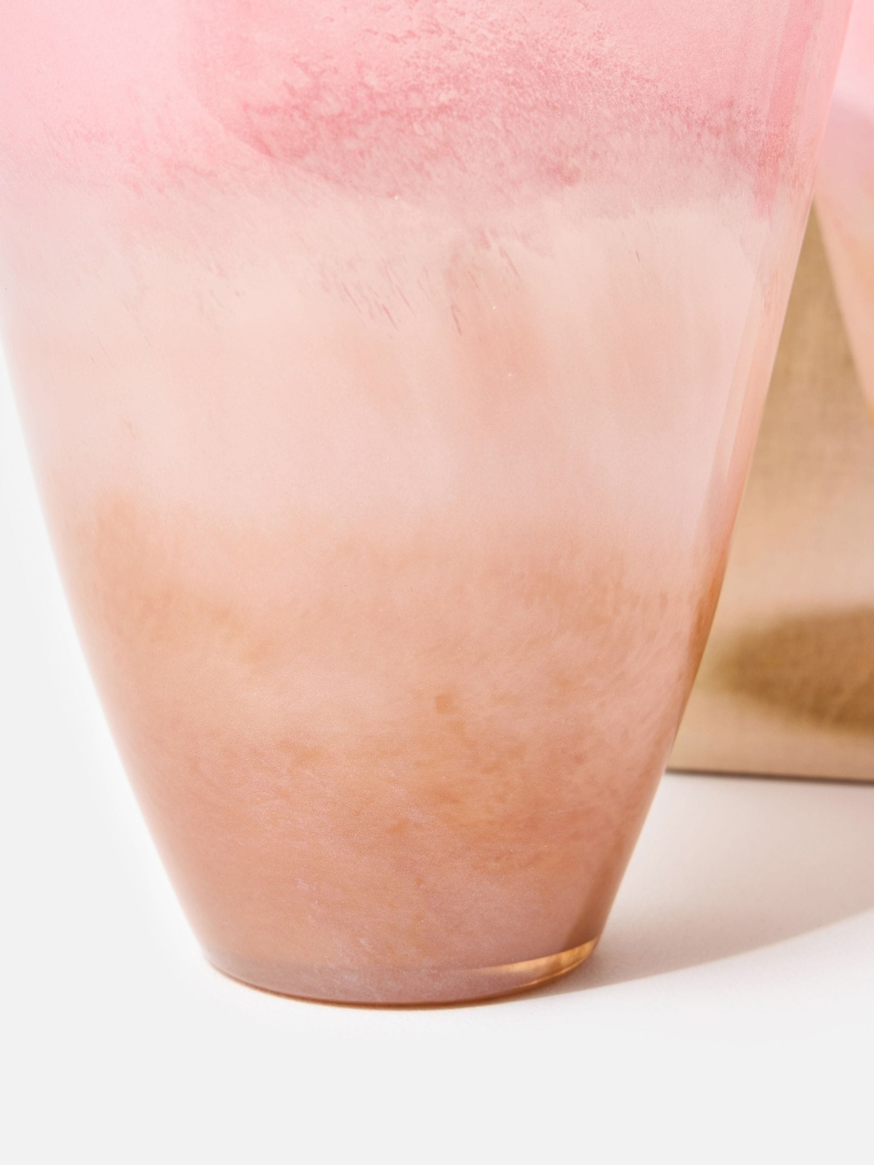 Oliver Bonas Solana pink glass vase 24cm, UK version
