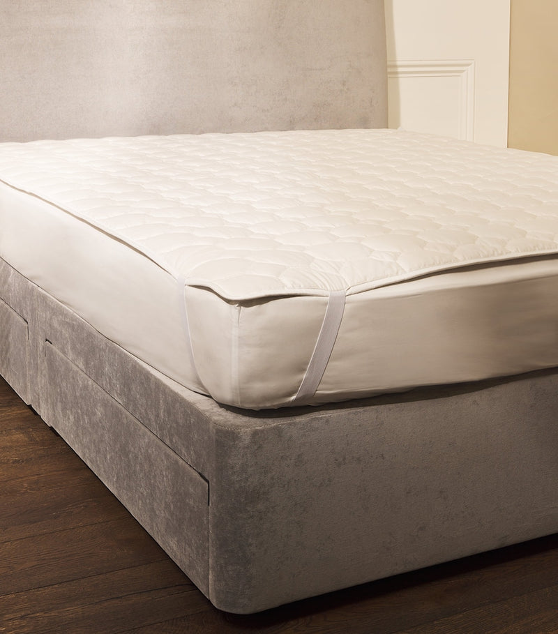 Harrods of London Cotton Single Mattress Protector 90cm x 190cm, UK version