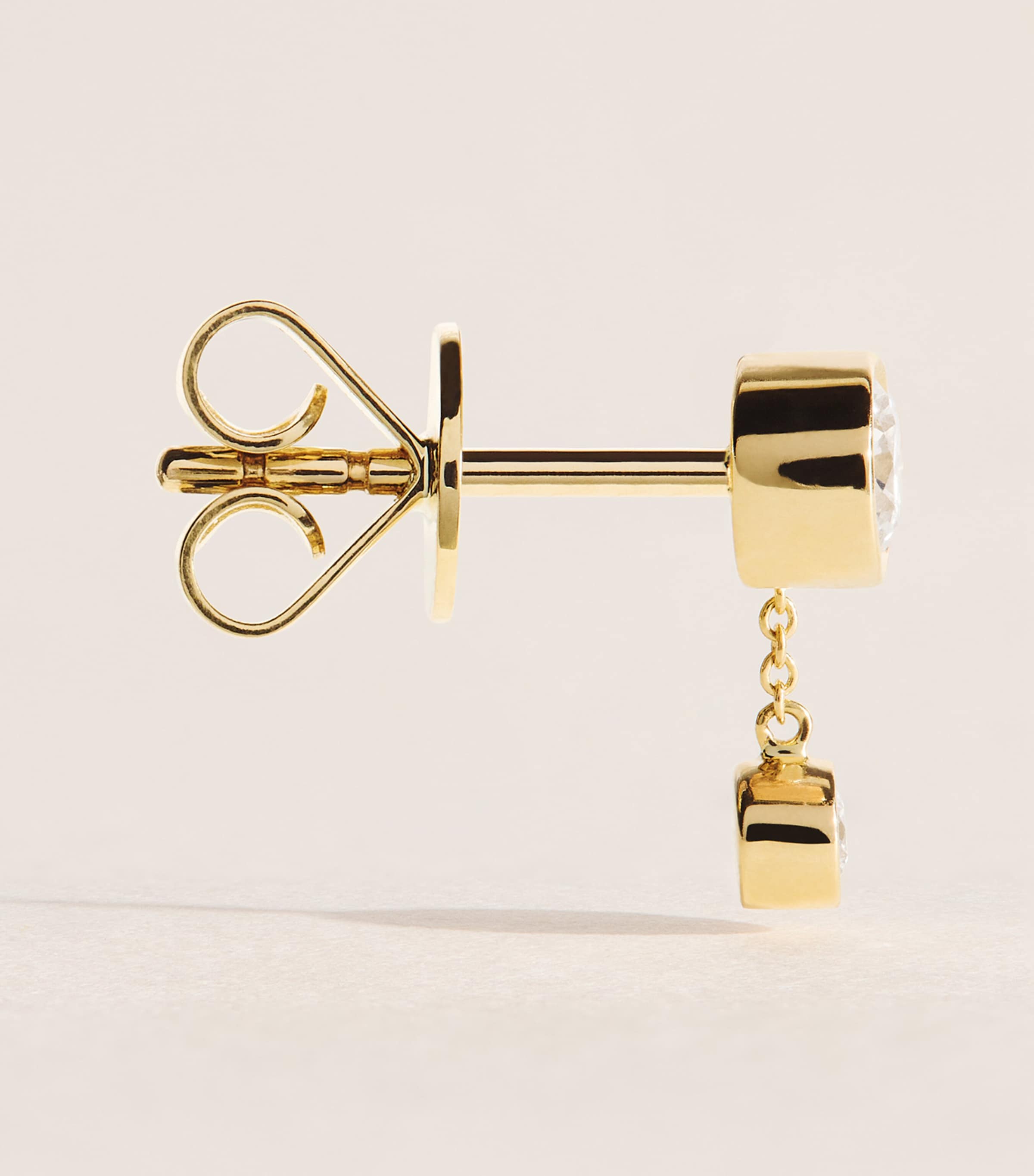 Sophie Bille Brahe Lou single earring 18kt gold, imported from the UK